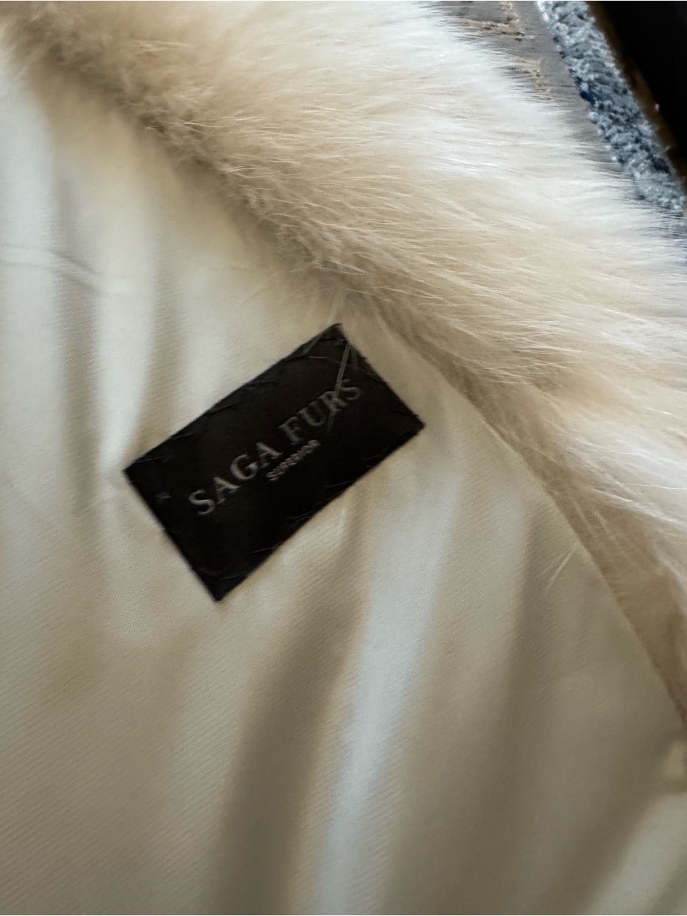 Luxurious Light Gray and White fox Saga Furs fox Coat - Picture 15 of 16